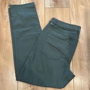 Lululemon men’s Dark Green Pants